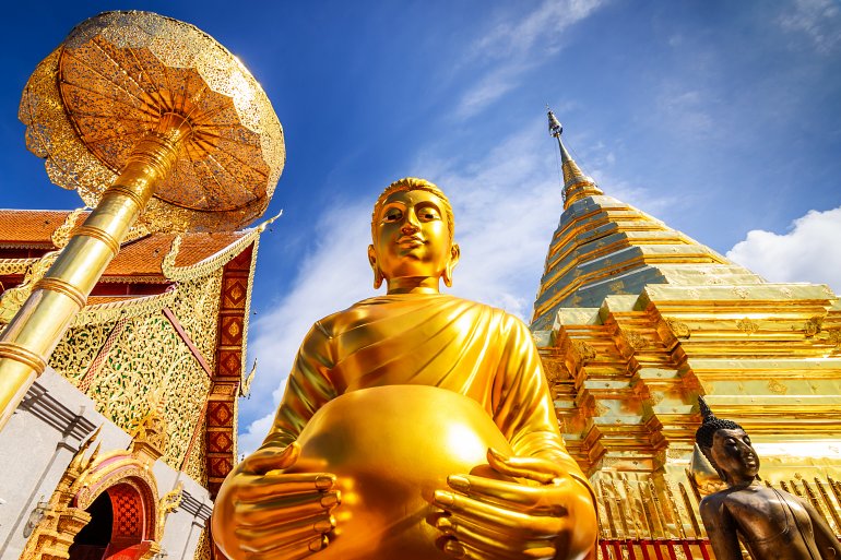 02 02 770 Chiang Mai Wat Phra Singh shutterstock 460435693 2
