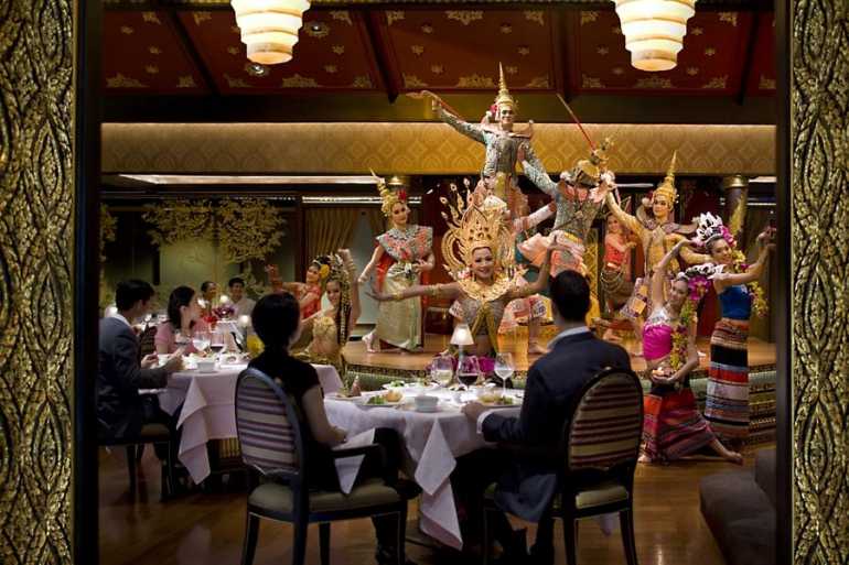 02 770 Orientalbangkok restaurant sala rim naam dancers 5