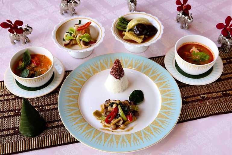 03 770 Orientalbangkok restaurant sala rim naam food 012