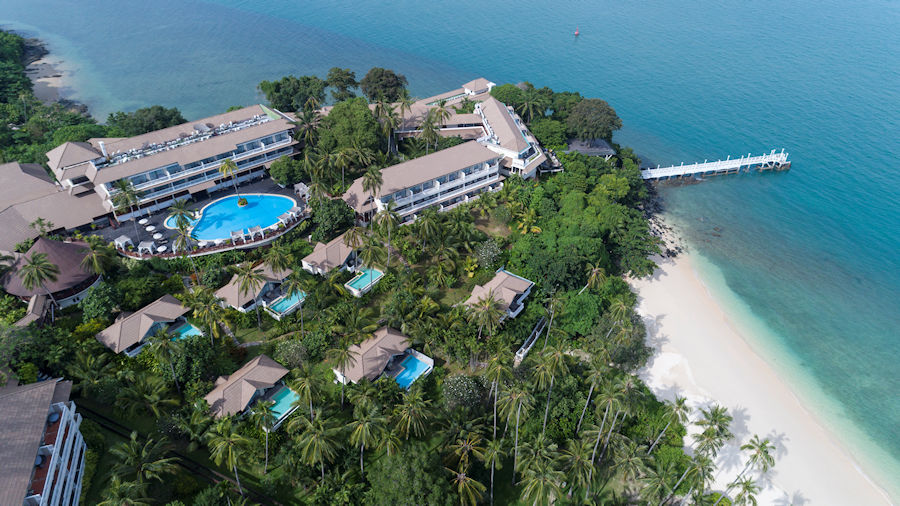 900 Cape Panwa Hotel von oben mit Pool Villen