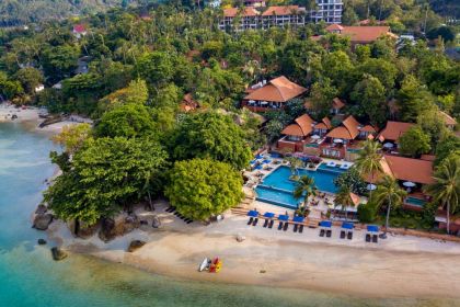 1280 Renaissance Samui usmbr exterior beach 9332 hor wide