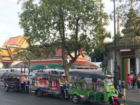 600 TukTuk vor Wat Pho