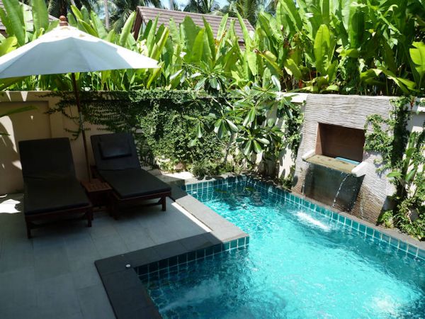 770 Pool Villa hinten